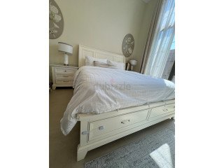 King Size Bed and Bed Set