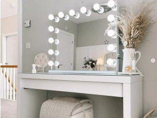 Modren Dressing Table with Vanity lights