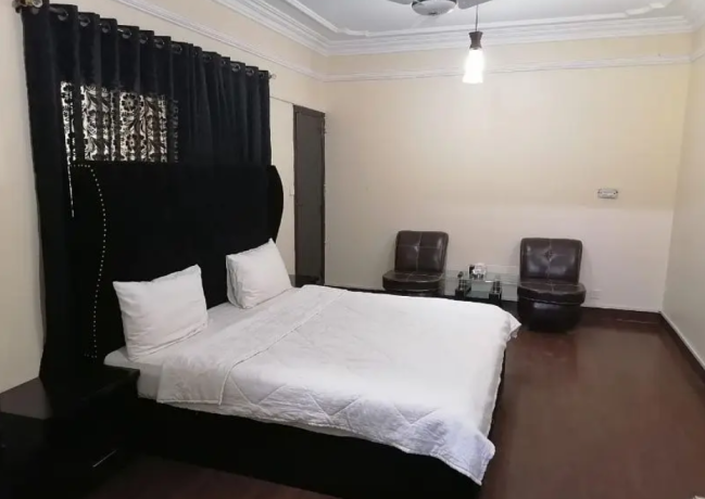 couple-guest-house-clifton-big-1
