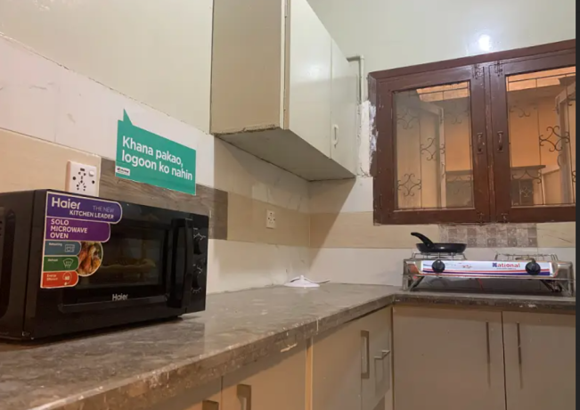 private-and-shared-rooms-for-working-professionals-and-bachelors-big-6