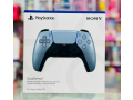 ps5-playstation-5-controllers-small-4