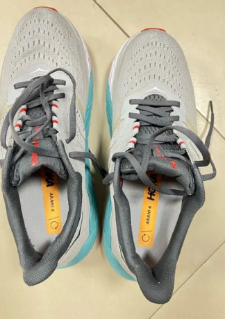 hoka-one-one-m-arahi-5-f27221c-big-1