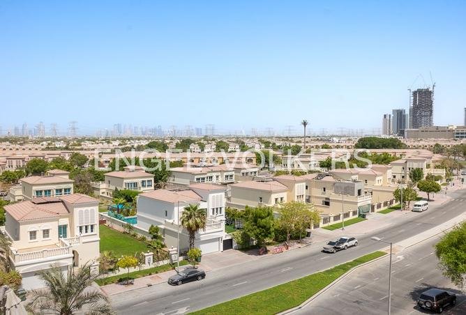 Vacant | Skyline View | Terrace | Duplex
