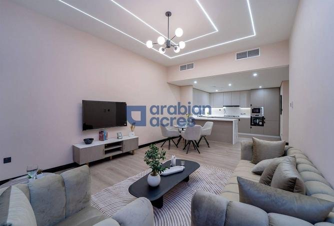 Ready to Move In  | Walkable to Metro |  Furnished