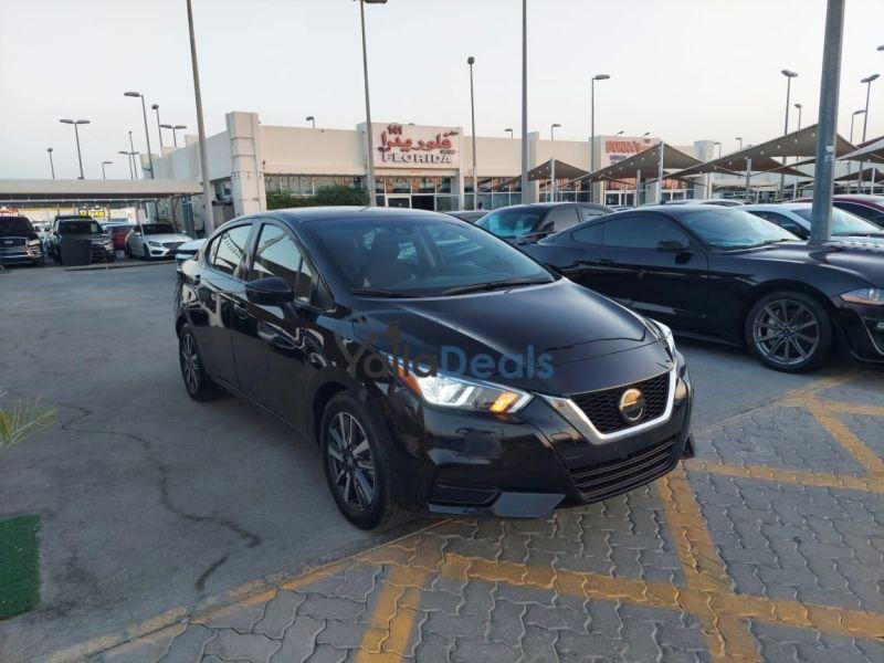 NISSAN VERSA (2021)