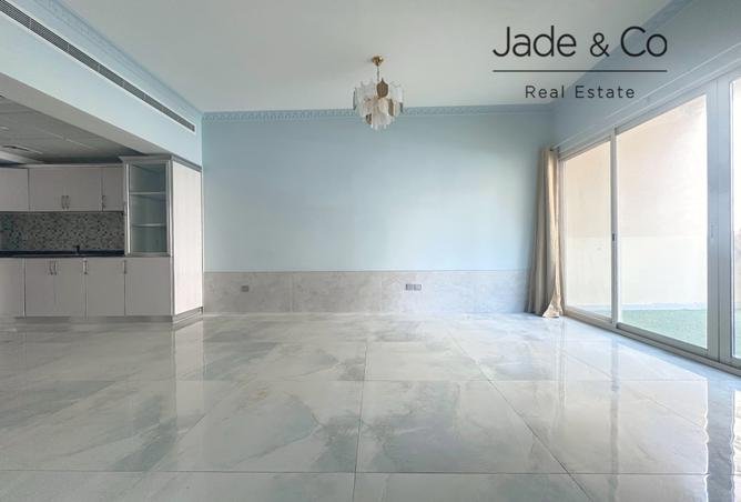 Spacious Layout | Vacant Now  | Well Maintained